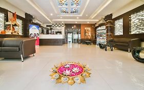 Hotel Flowers Inn